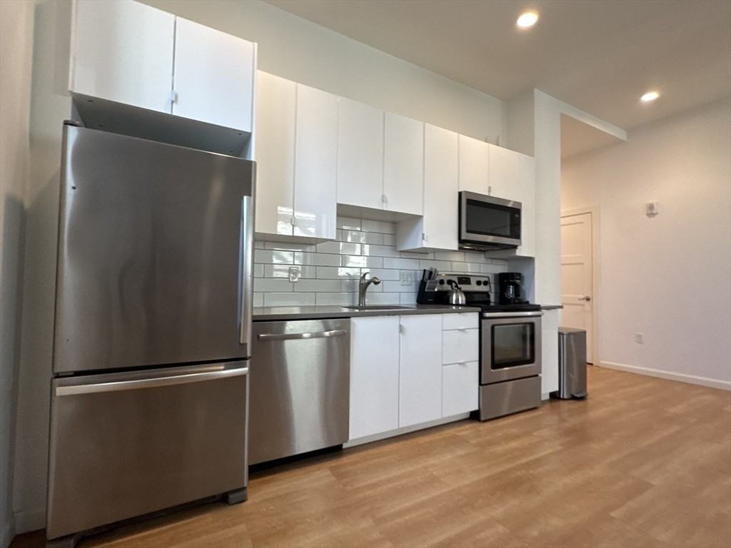 70 Parker Hill Ave - Photo 2 of 15