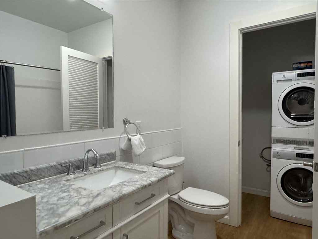 70 Parker Hill Ave - Photo 5 of 15