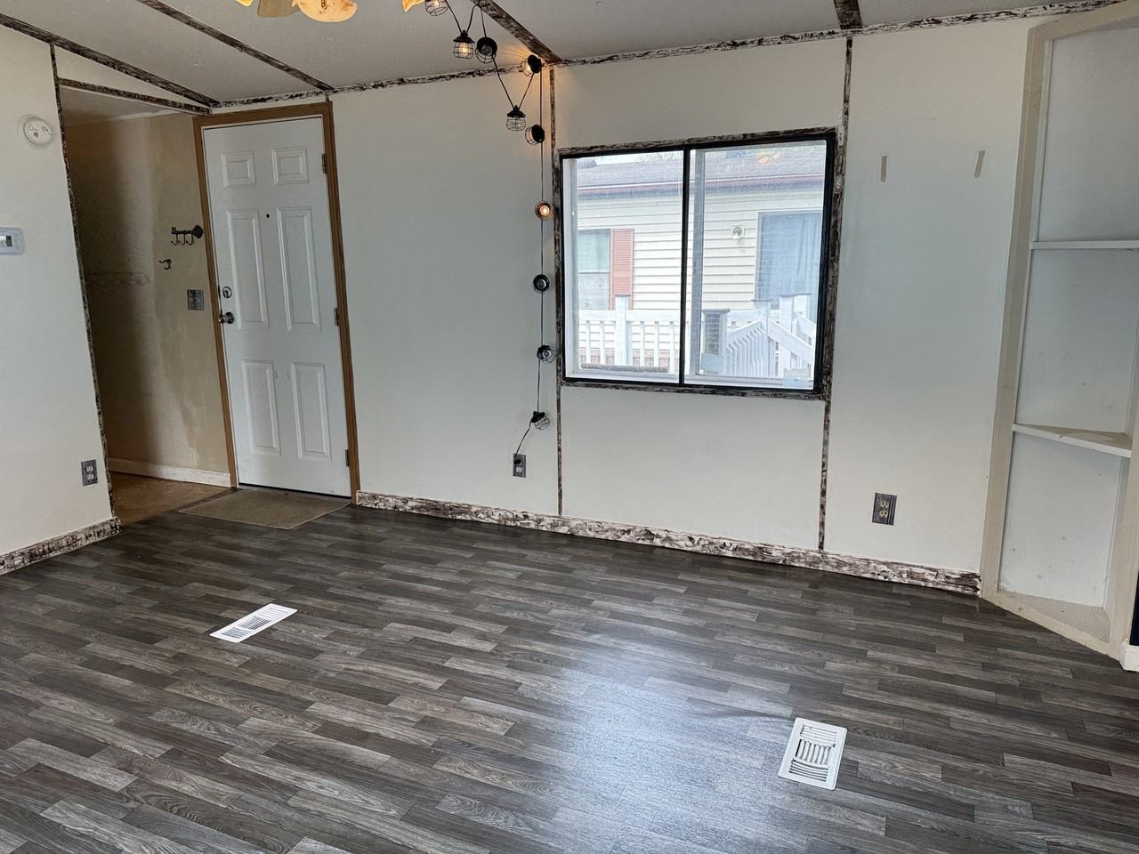 48592 Leafdale Ct #176 - Photo 4 of 36