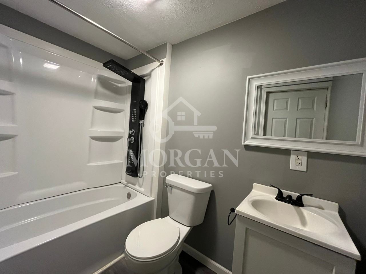 2018 N 16th St #1 - Photo 4 of 7