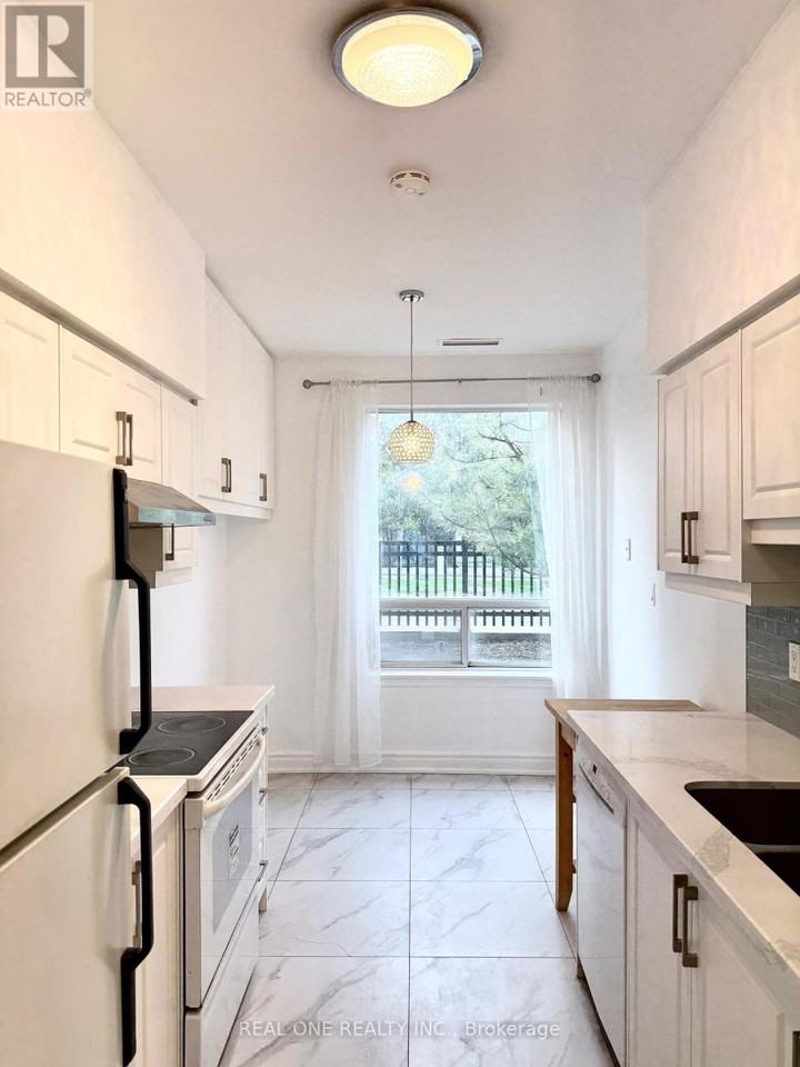 35 Empress Avenue #102 - Photo 6 of 24