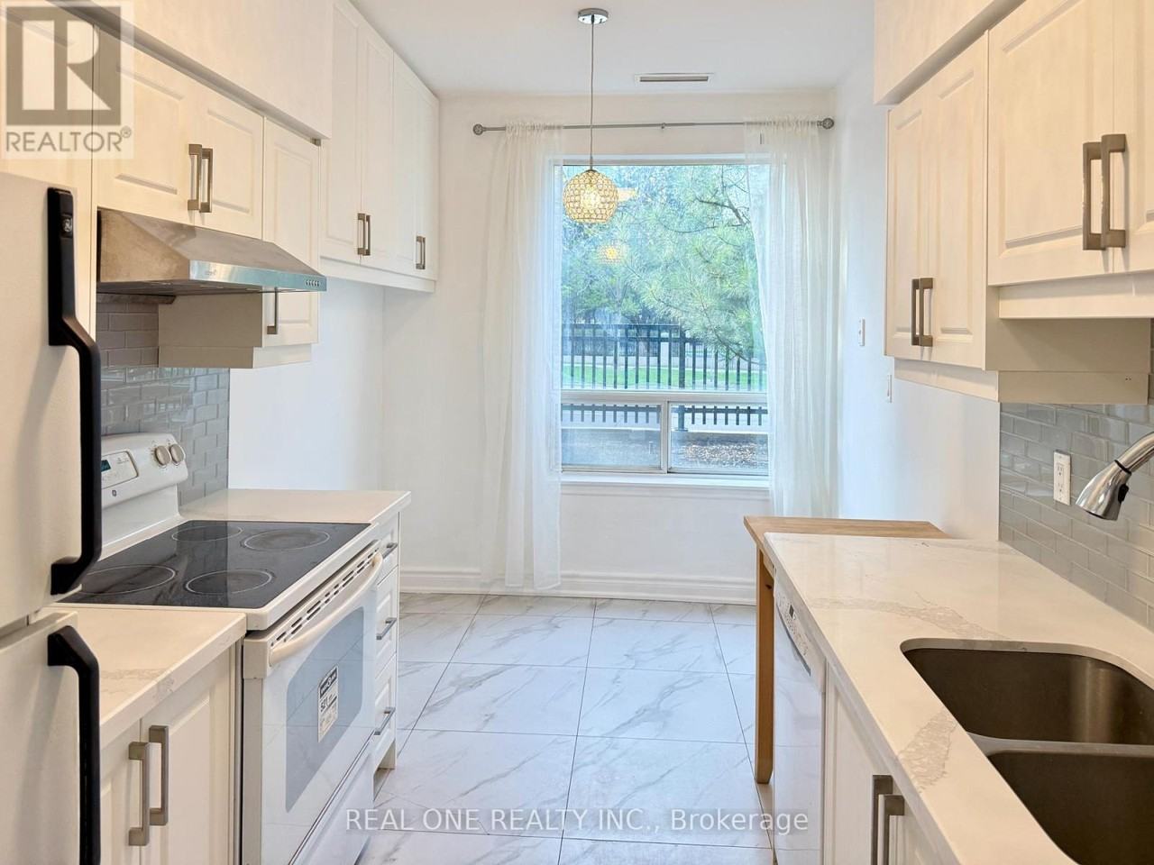 35 Empress Avenue #102 - Photo 7 of 24