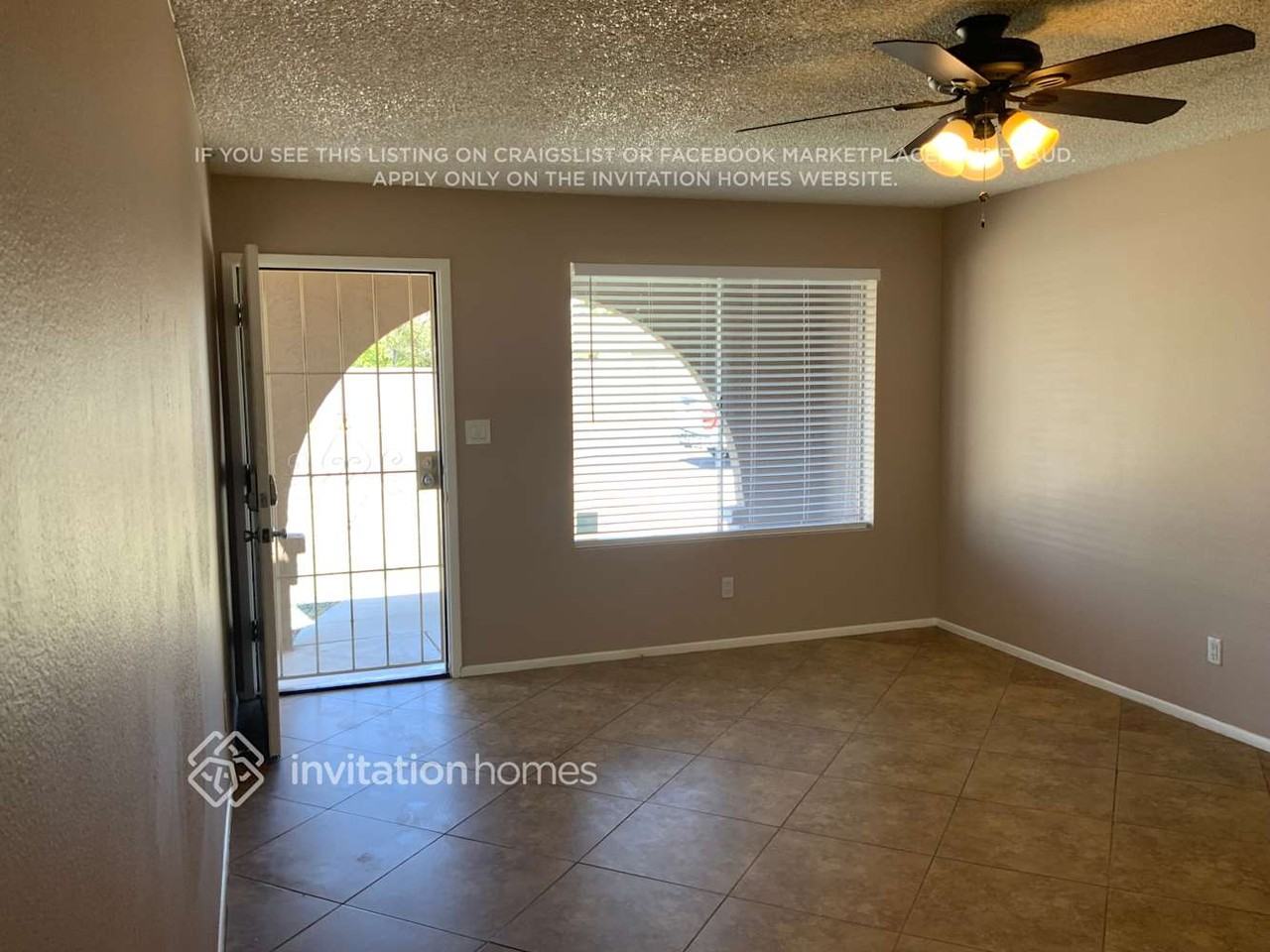 2933 W Grovers Ave - Photo 2 of 16