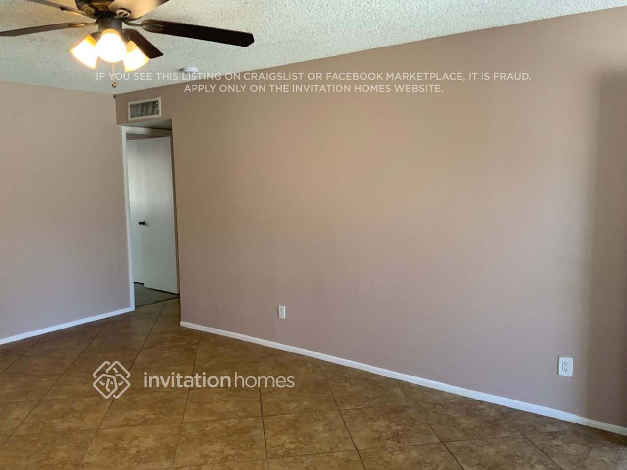 2933 W Grovers Ave - Photo 3 of 16
