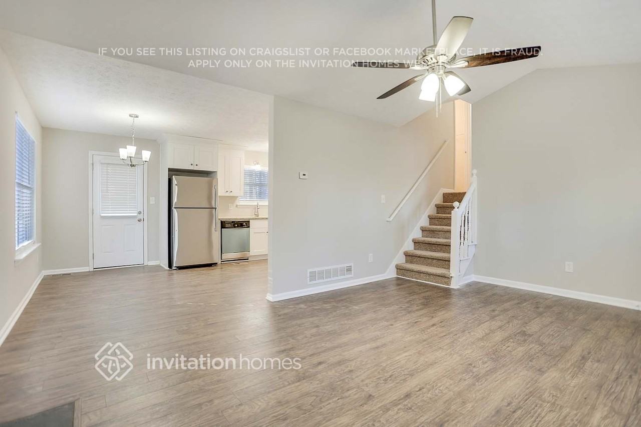 131 Halehaven Dr - Photo 5 of 24