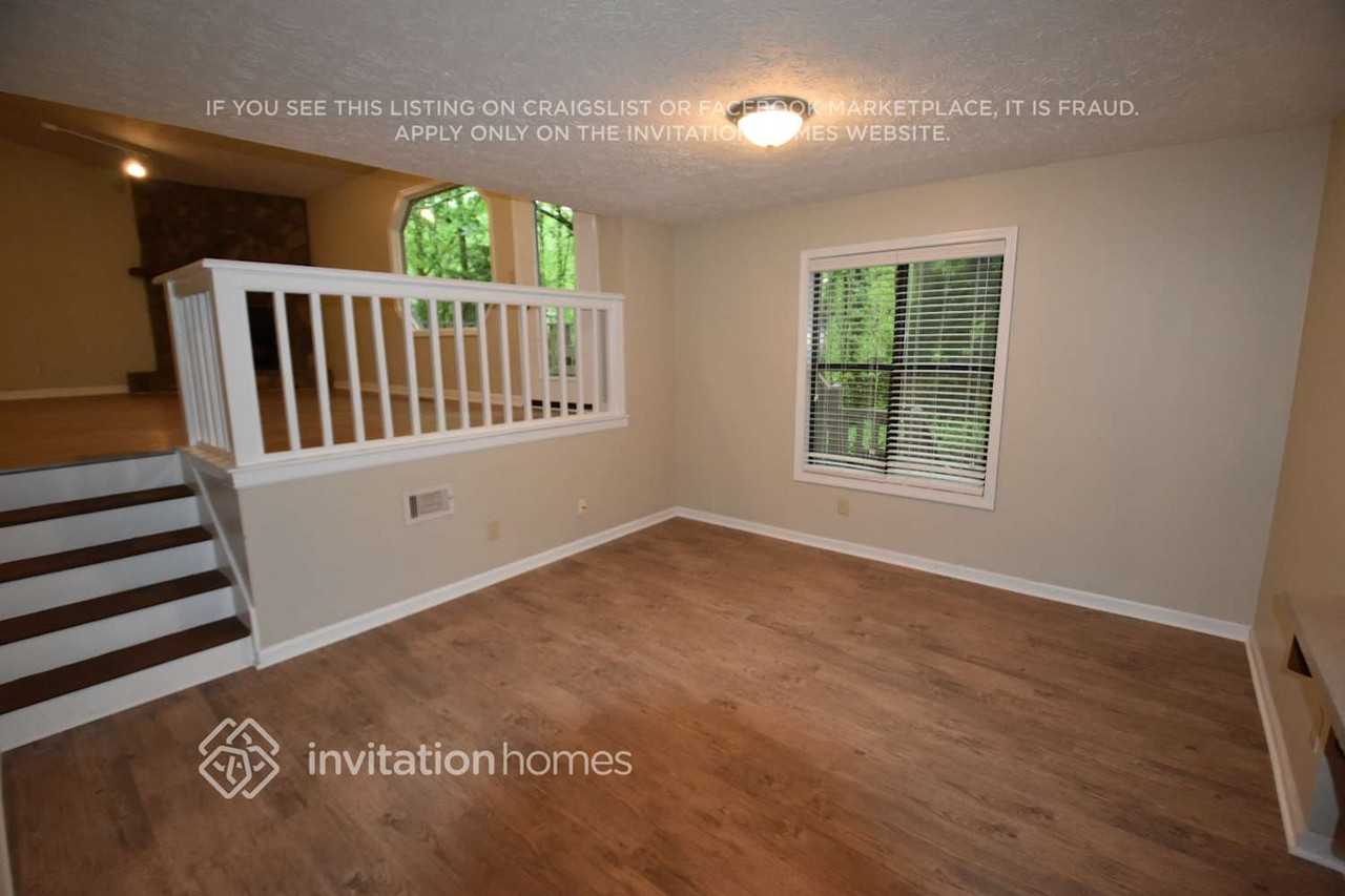 3427 Hill Ln - Photo 6 of 16