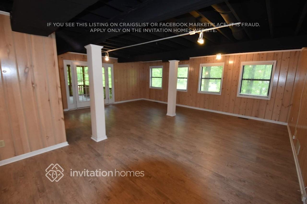 3427 Hill Ln - Photo 7 of 16