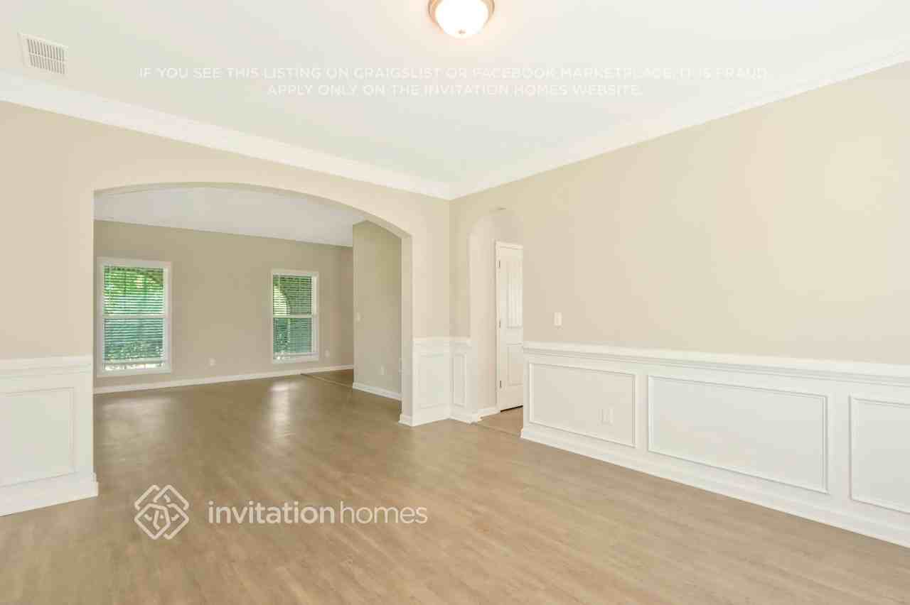 2040 Jessica Way - Photo 5 of 23