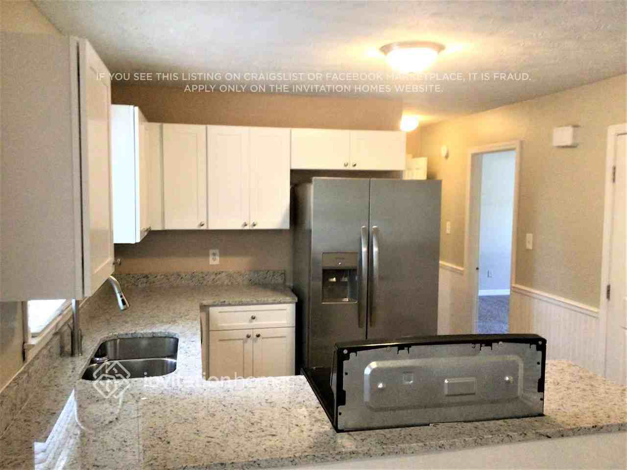 337 Summerville Dr - Photo 3 of 9