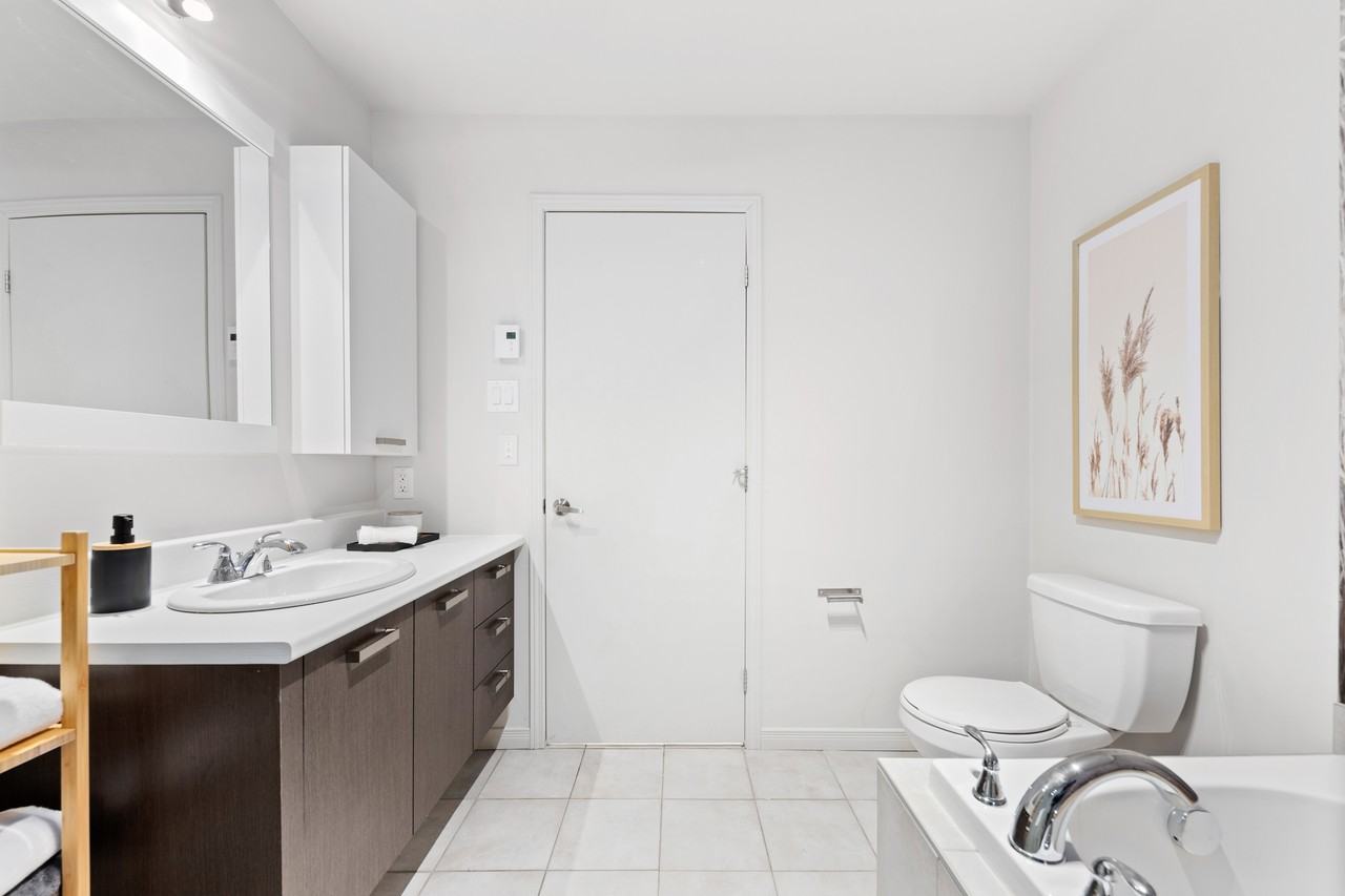 39 Rue Saint-Denis #203 - Photo 2 of 19
