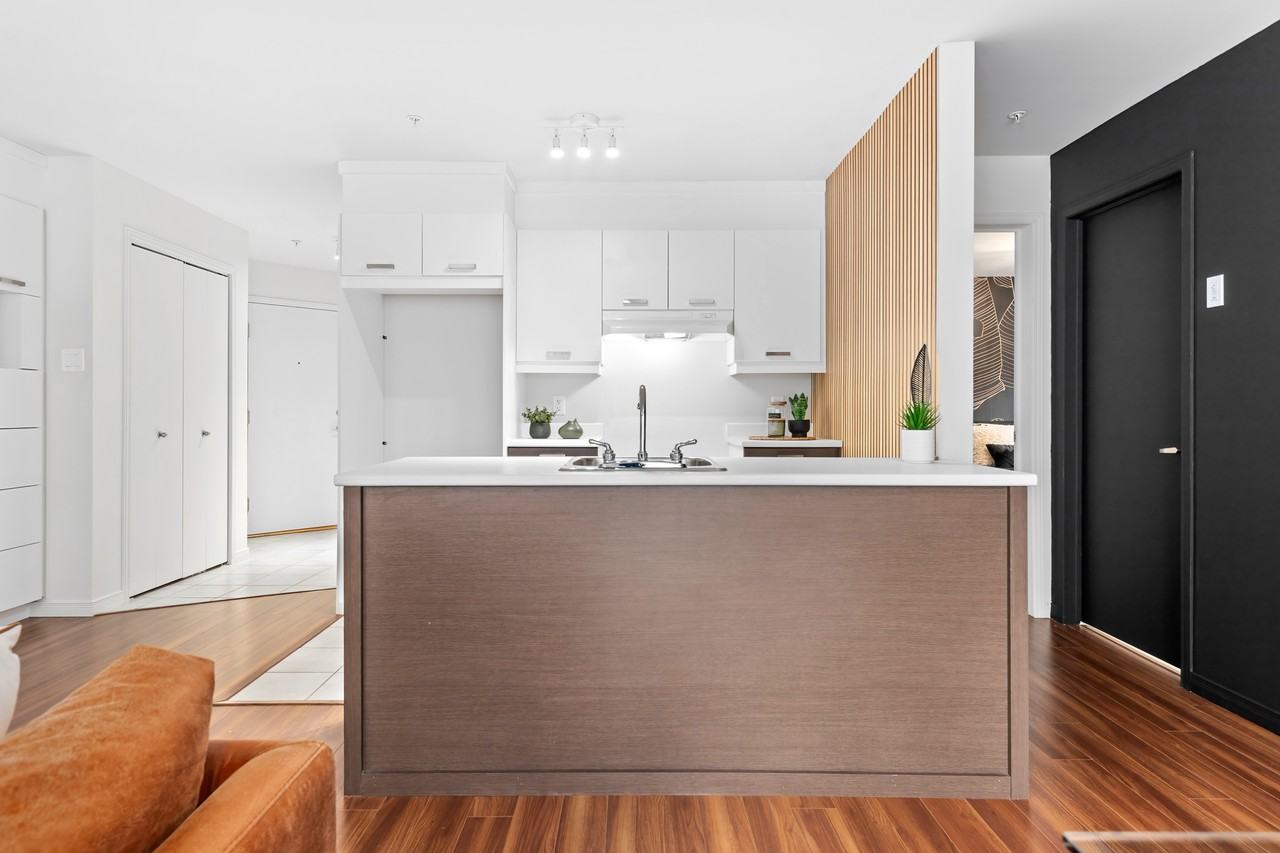 39 Rue Saint-Denis #203 - Photo 3 of 19