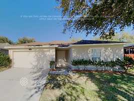 featured image of 4716 Four Lakes Dr