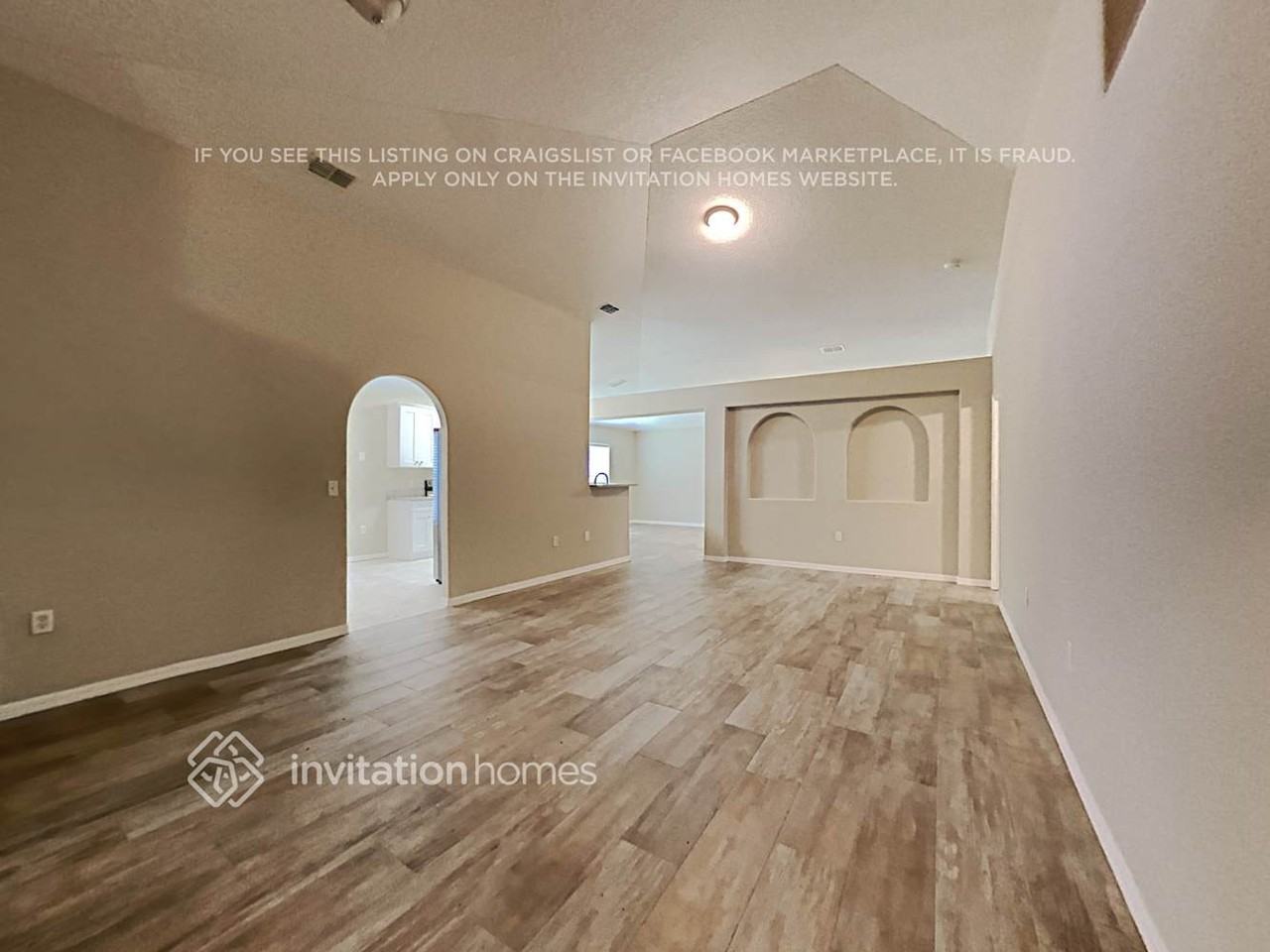 4716 Four Lakes Dr - Photo 6 of 21