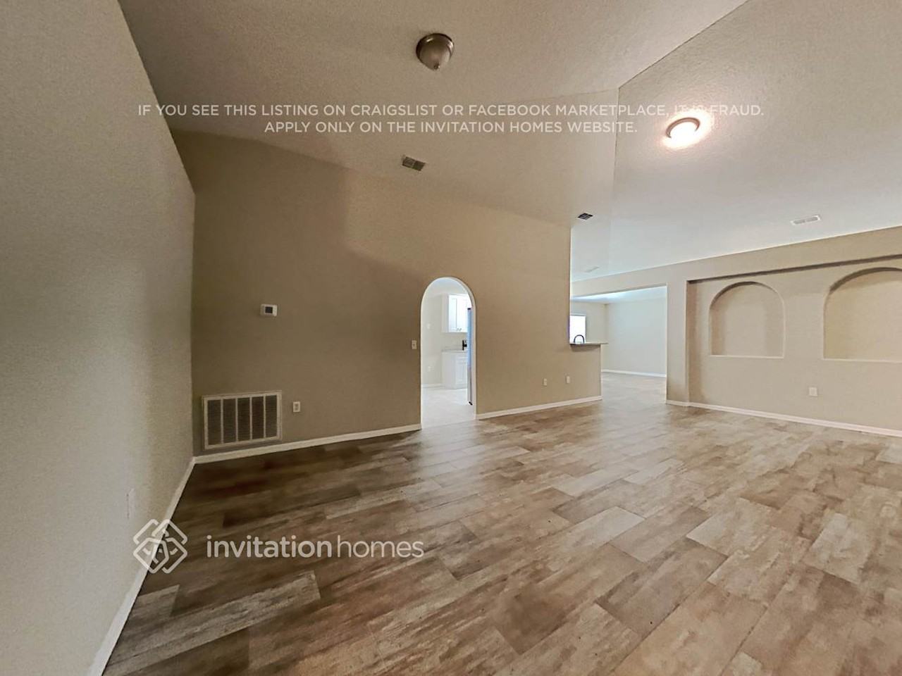 4716 Four Lakes Dr - Photo 7 of 21