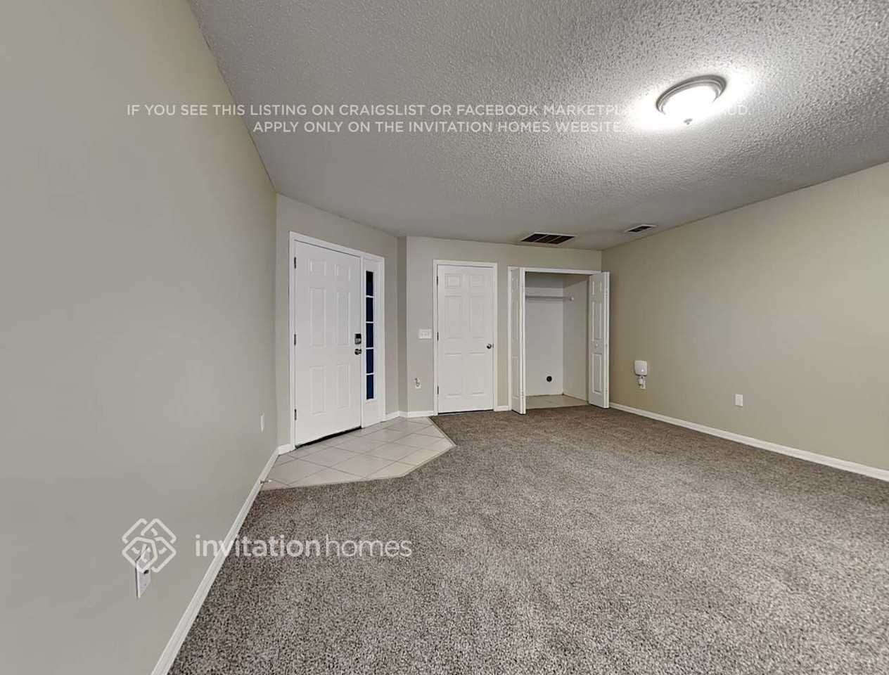 2411 Cedarfield Ln - Photo 3 of 18