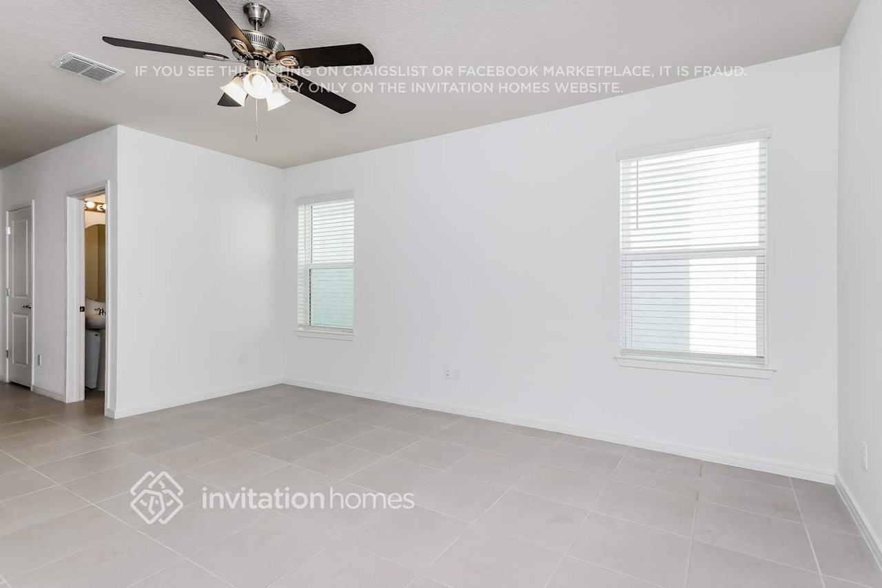 1903 Tohoqua Blvd - Photo 7 of 26