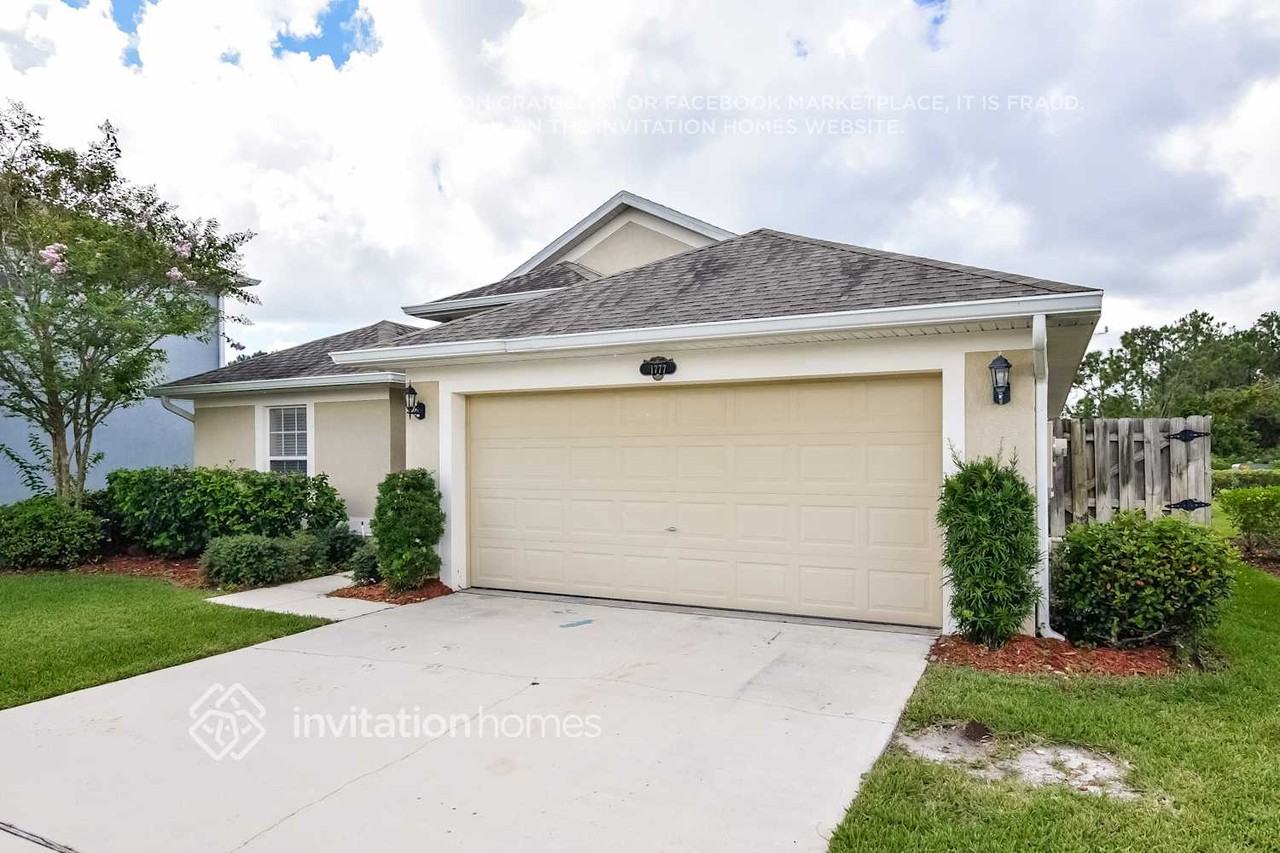 1777 Alaqua Way - Photo 2 of 20