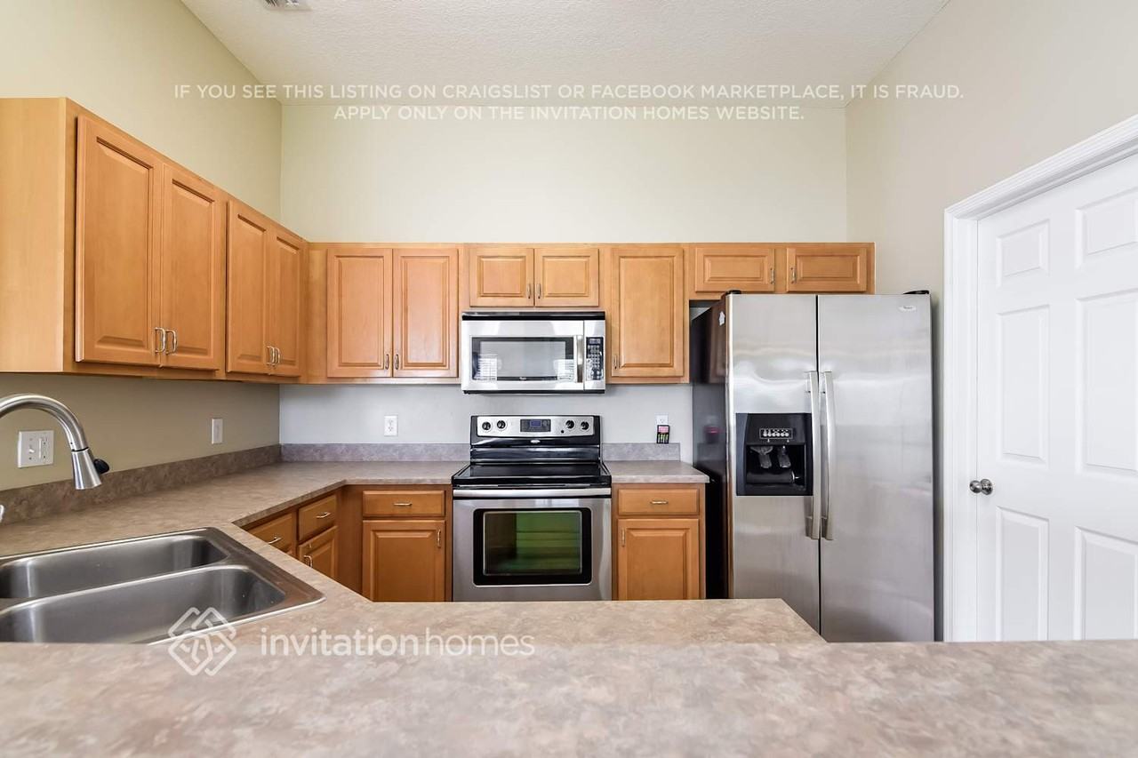 1777 Alaqua Way - Photo 5 of 20