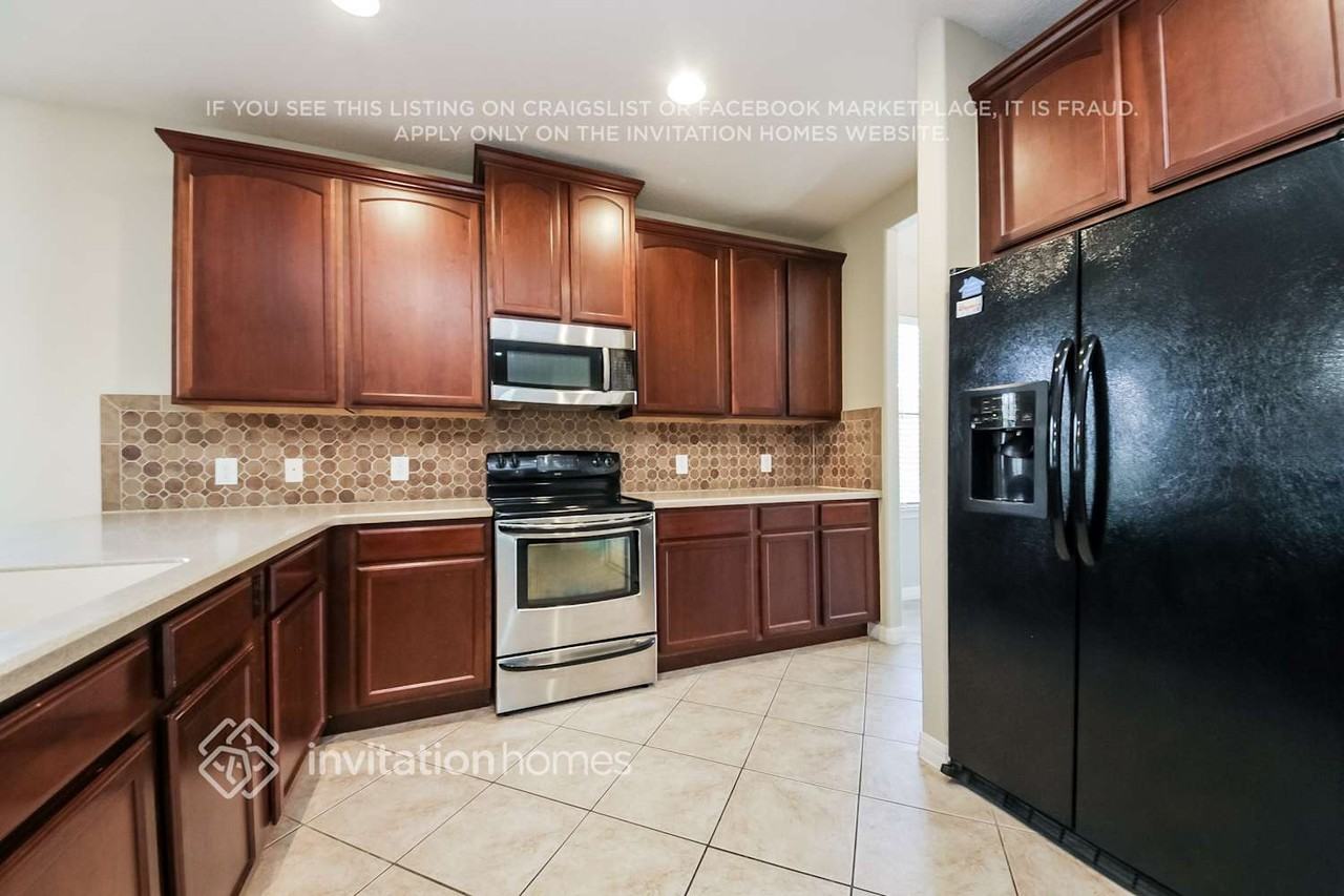 3046 Boating Blvd - Photo 6 of 21