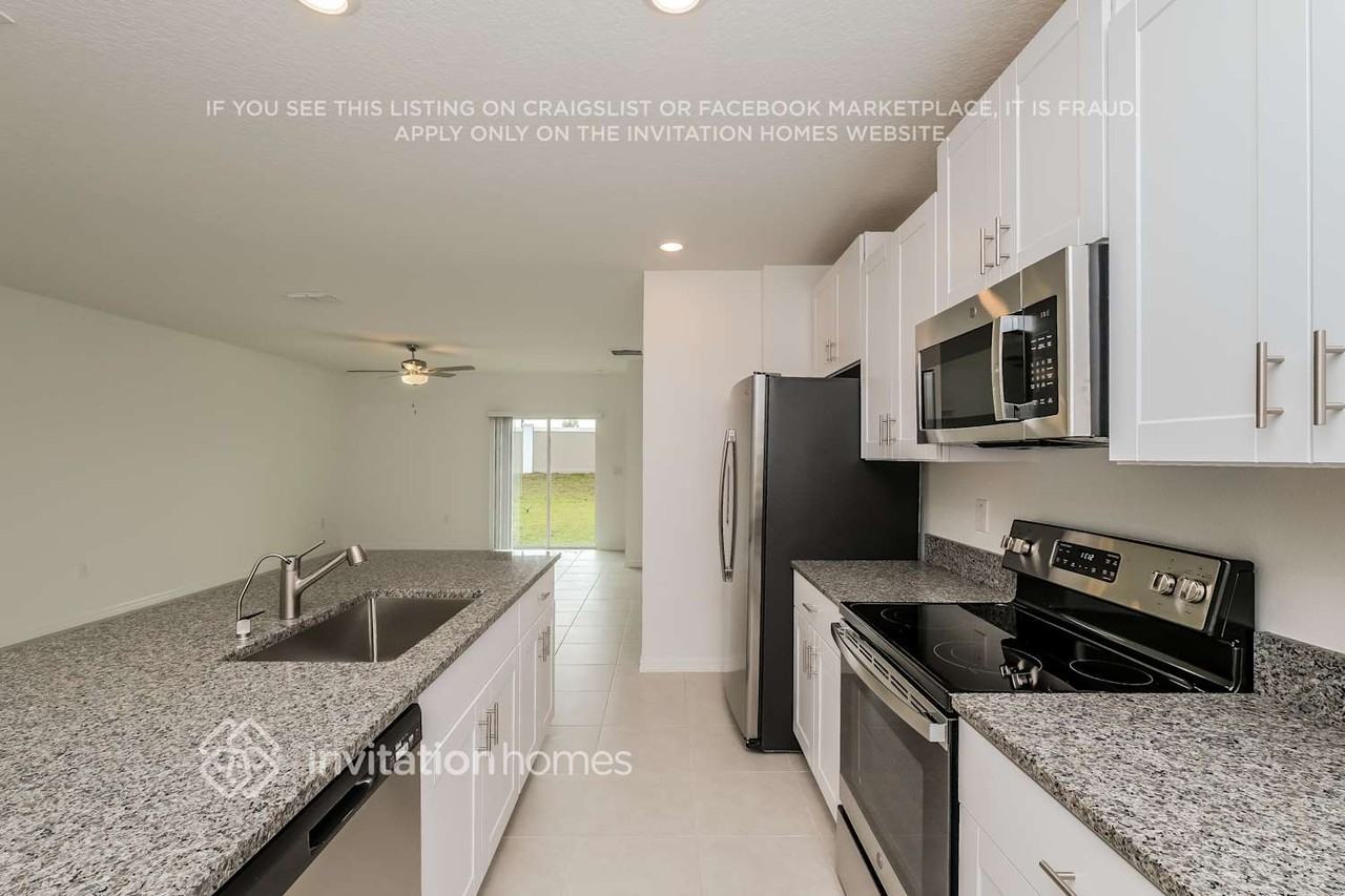 11078 Radiant Shore Loop - Photo 7 of 18