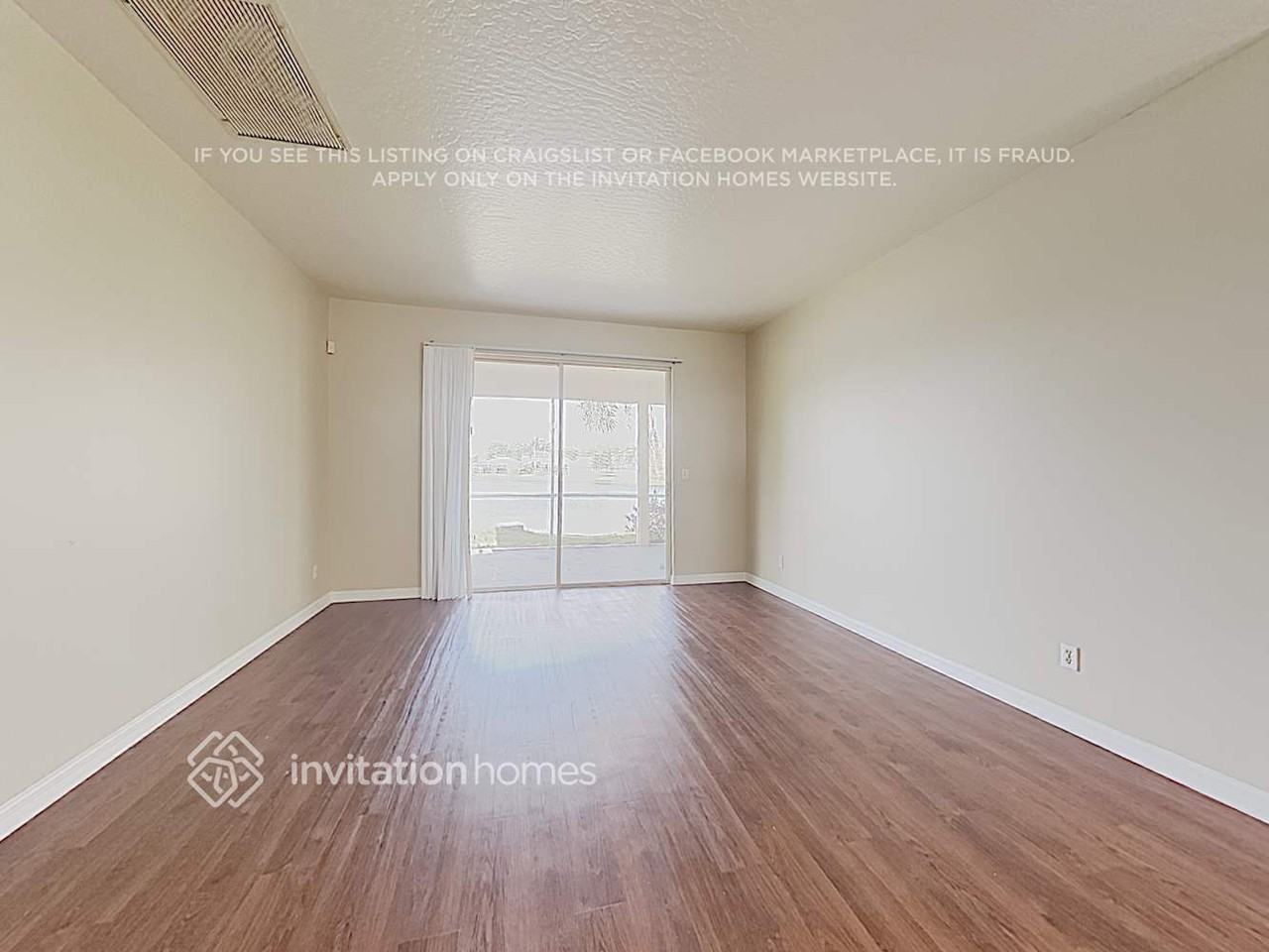 4926 Buttonwood Dr - Photo 3 of 18