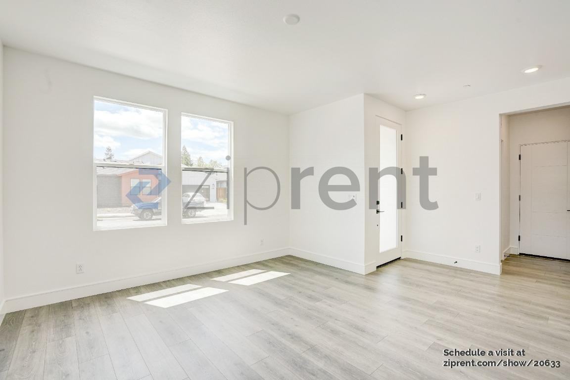 2203 Versaro Dr - Photo 5 of 25