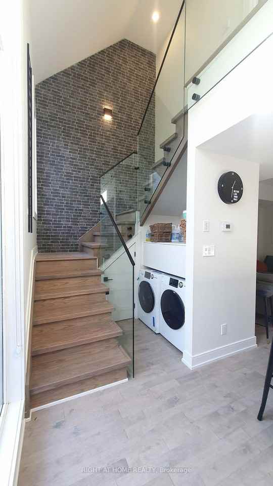 106 Lappin Avenue - Photo 4 of 17