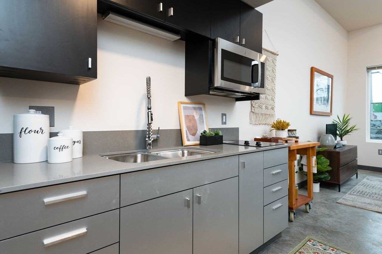 Dean River Apartments - Photo 6 of 49
