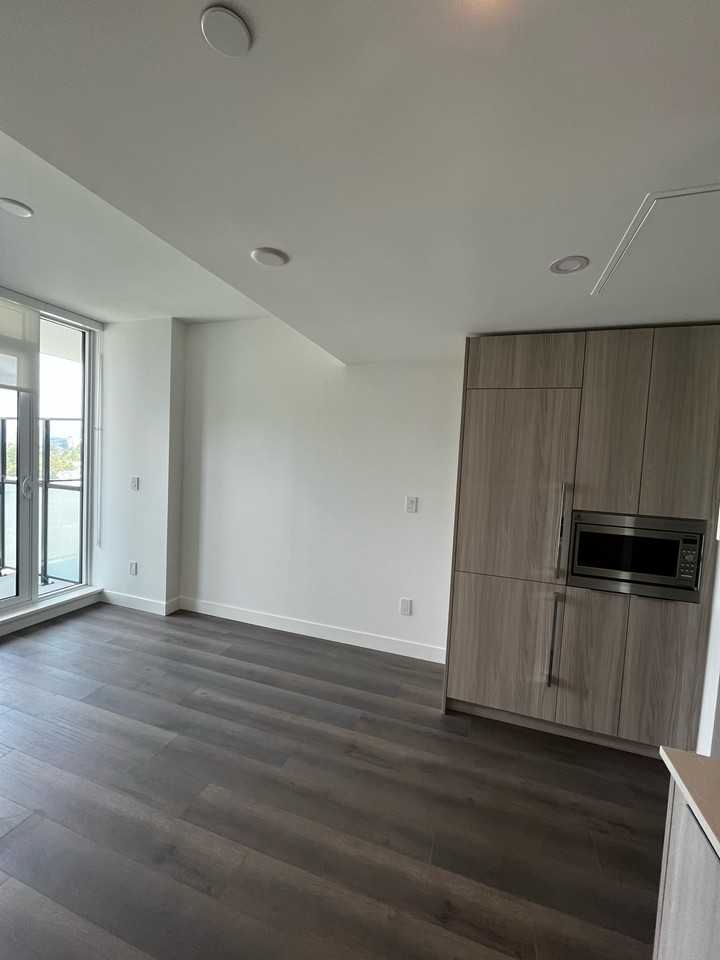 LOMA - Photo 4 of 11