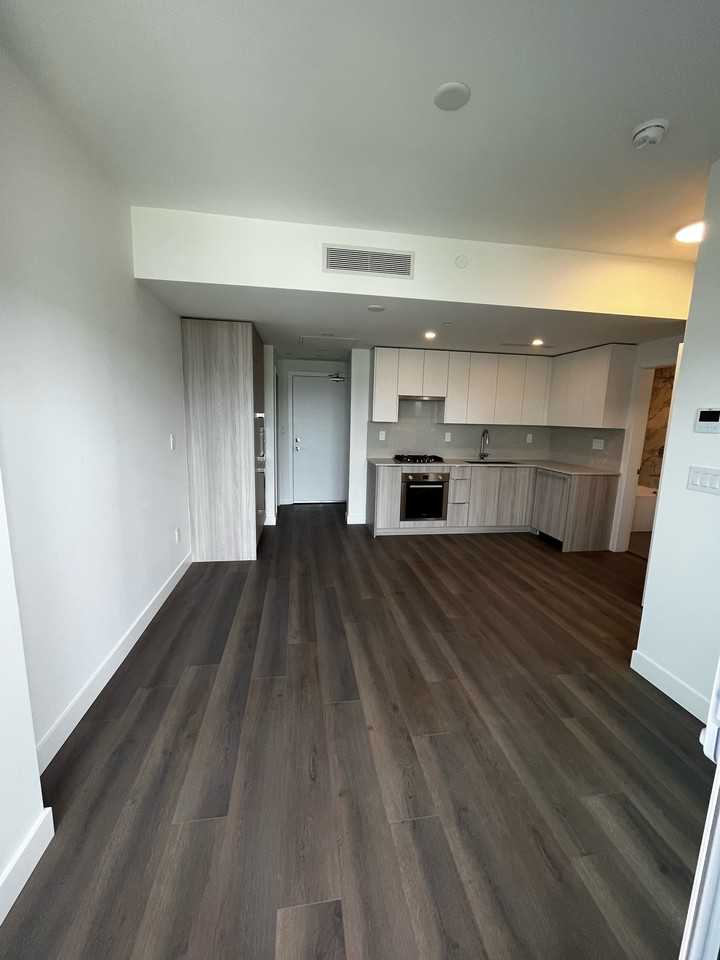 LOMA - Photo 5 of 11