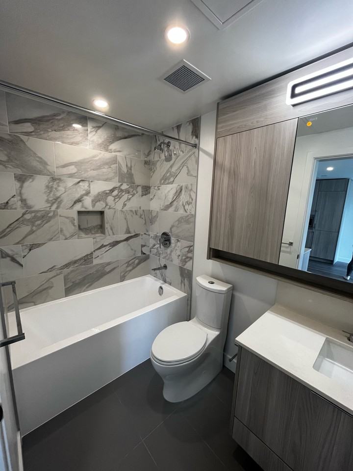 LOMA - Photo 7 of 11