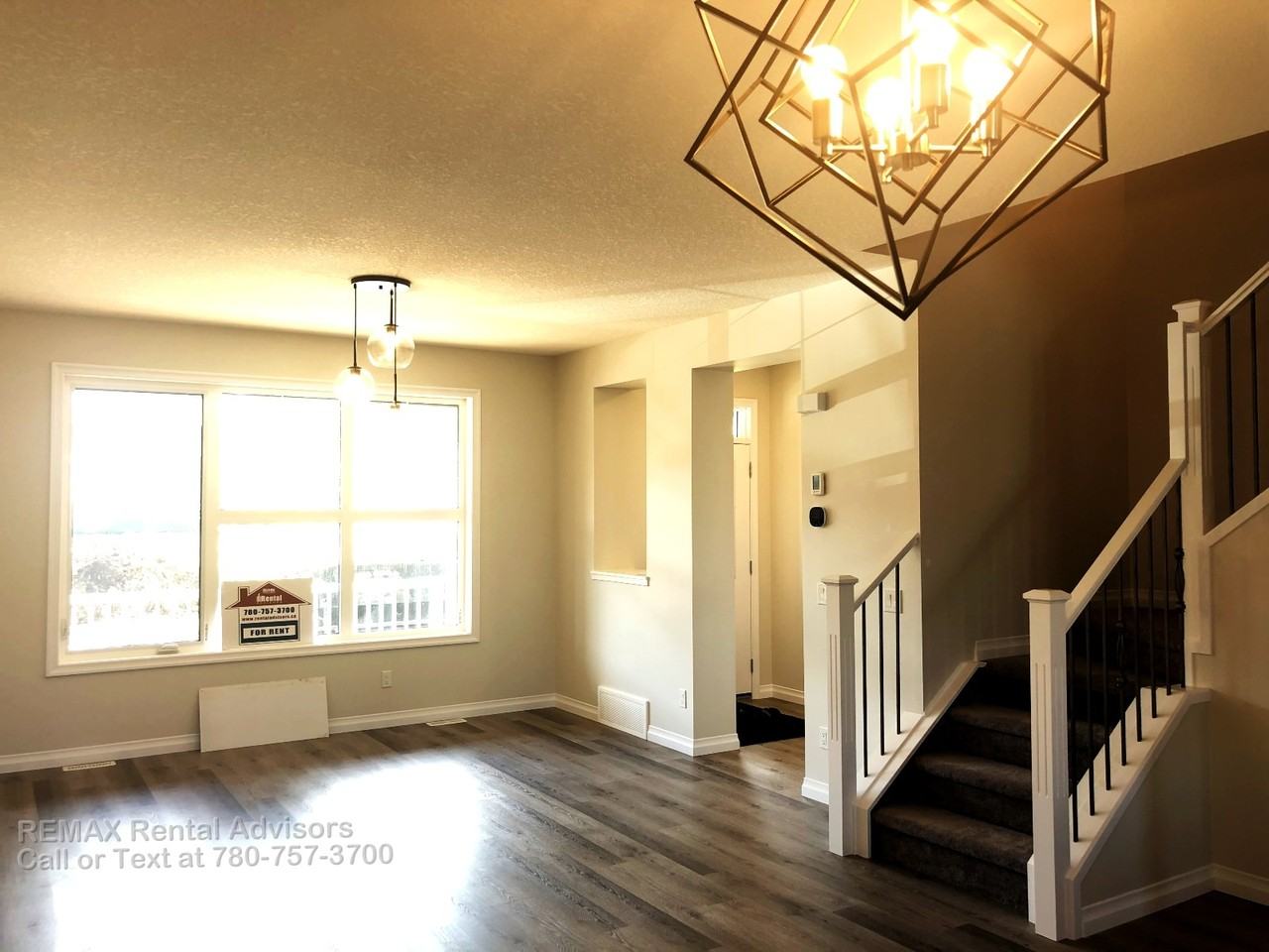 2856 Duke Crescent Southwest - Photo 6 of 17