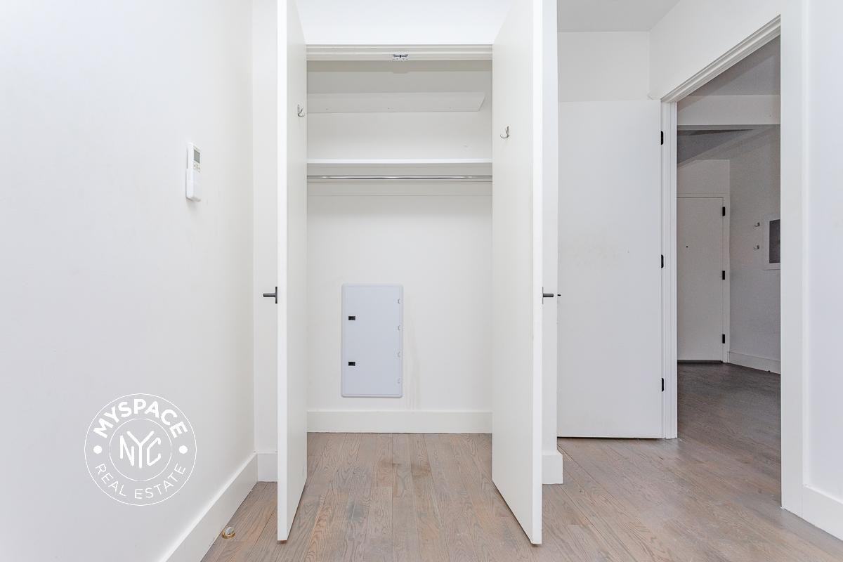 824 Saint Johns Pl #2F - Photo 2 of 5