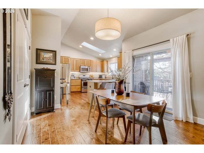 10245 Southwest 80th Avenue - Photo 4 of 18