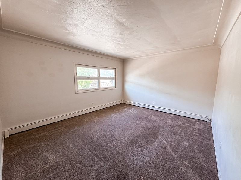 4719 3rd St - Photo 2 of 8