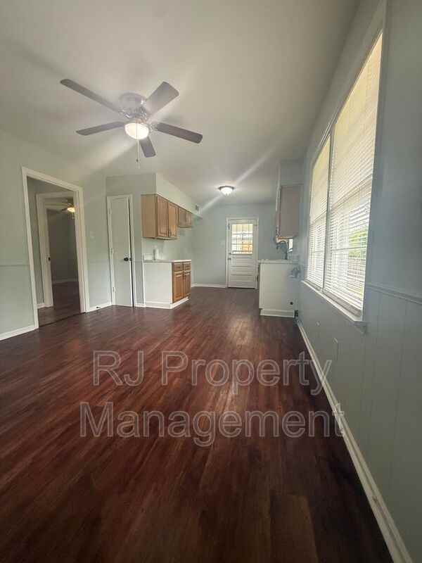 1821 Dale Lavern Rd - Photo 2 of 19