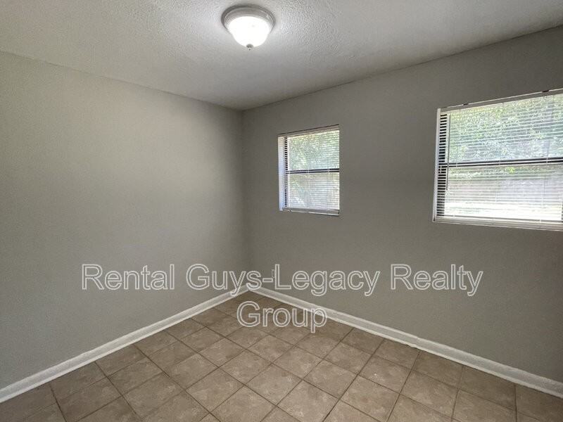 1738 Wright Ave #2 - Photo 7 of 18