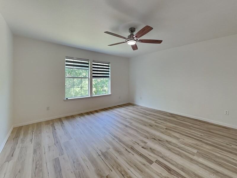 807 Fenet St #B - Photo 6 of 18