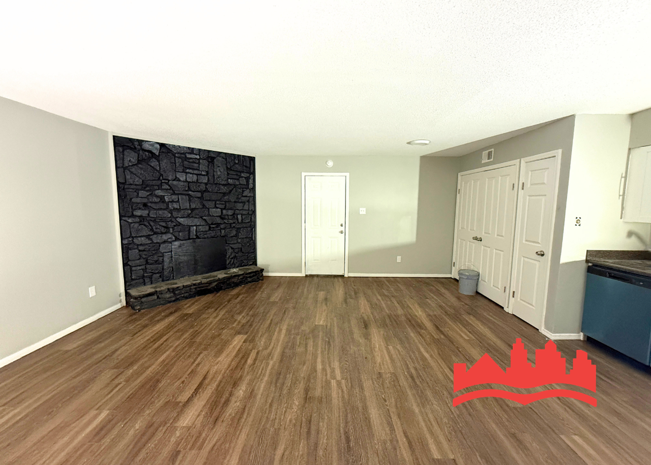 5636 Maple Tree Dr - Photo 6 of 17