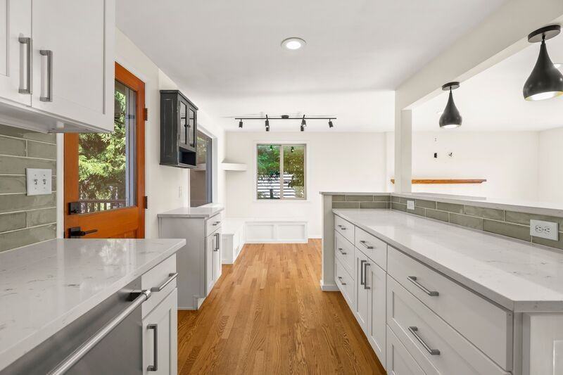 16253 13th Ave Sw - Photo 7 of 19