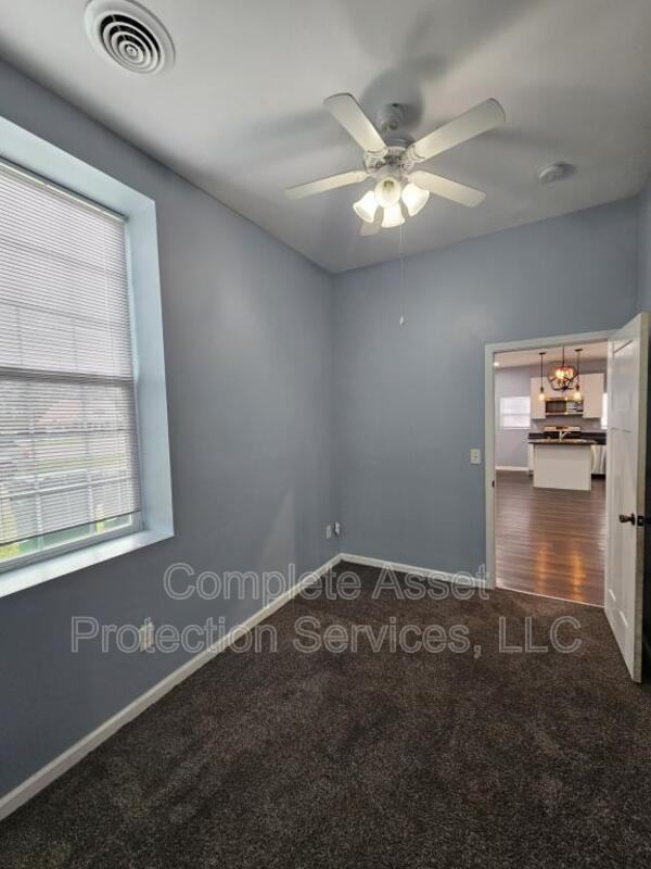 7302 Taft St #A - Photo 6 of 11