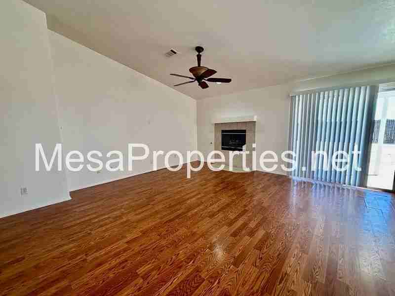 12423 San Dimas St - Photo 6 of 28