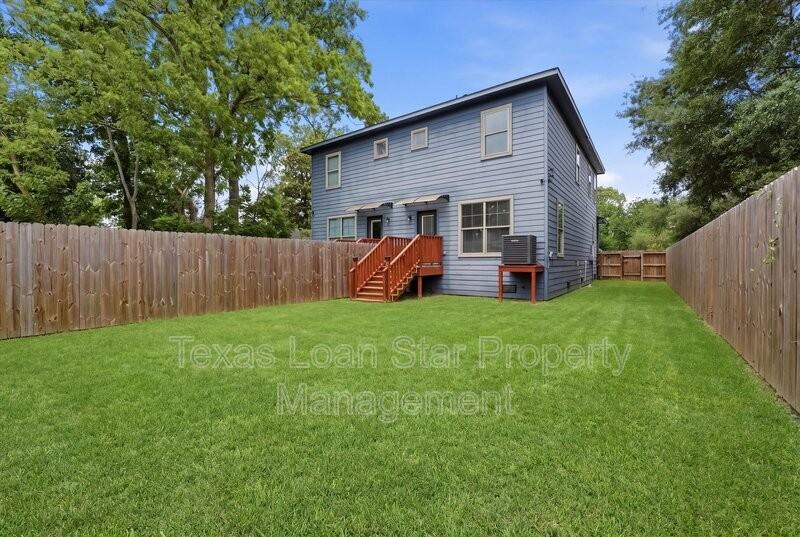 2336 Charles Rd #A - Photo 4 of 28