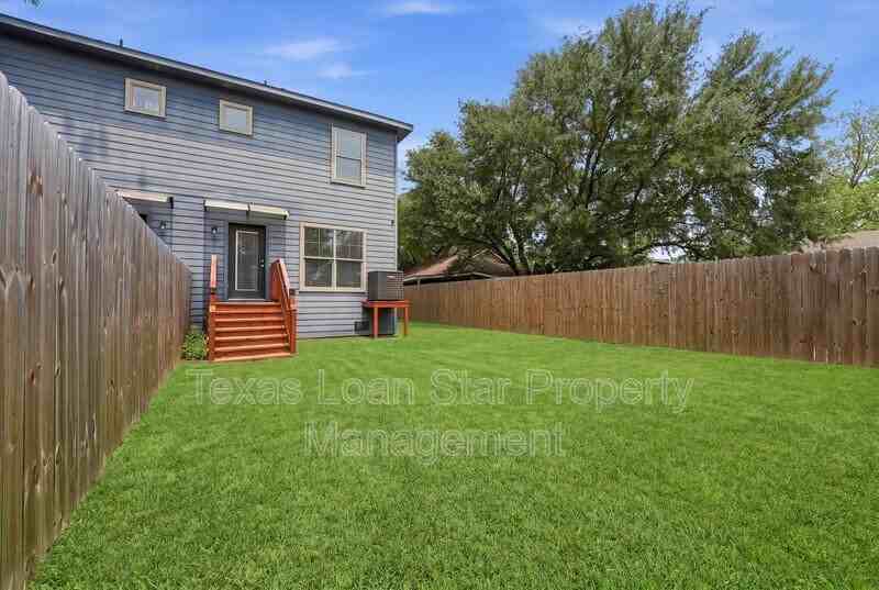 2336 Charles Rd #A - Photo 3 of 28