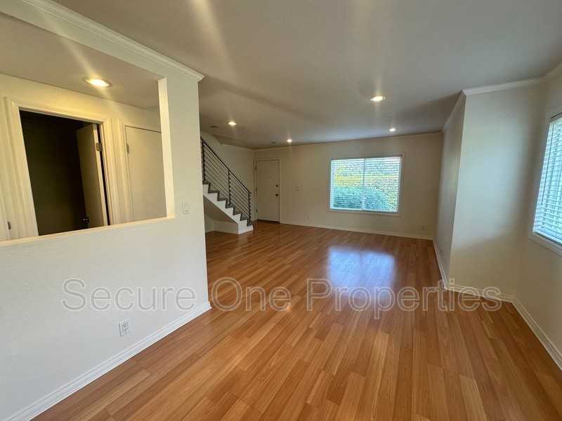 248 Green Heath Pl - Photo 5 of 35