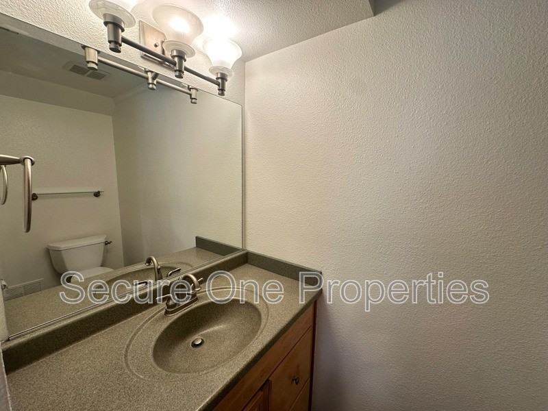 248 Green Heath Pl - Photo 7 of 35