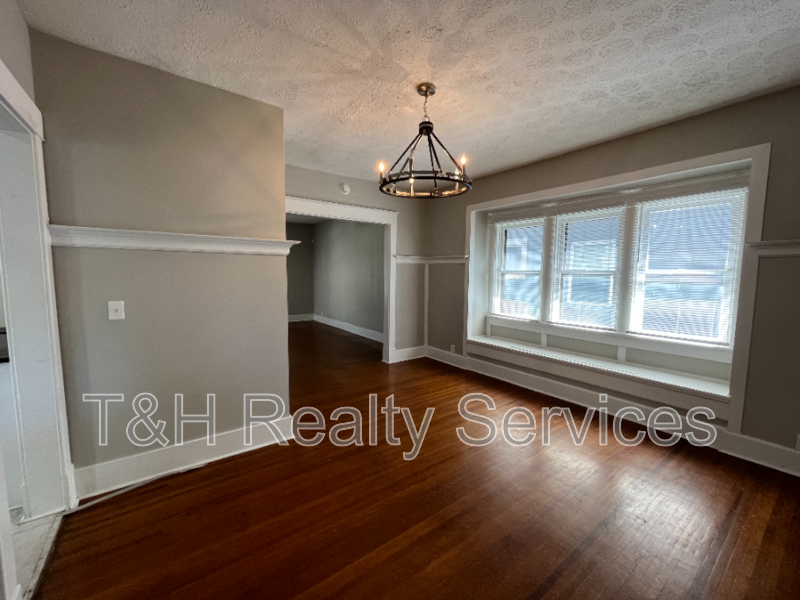 22 Parkview Ave - Photo 7 of 26