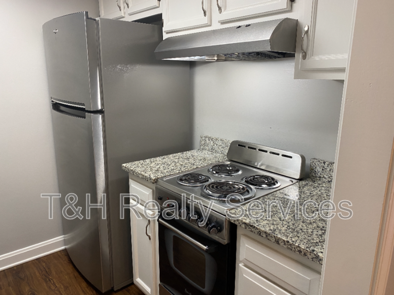 751 N Rangeline Rd - Photo 6 of 15