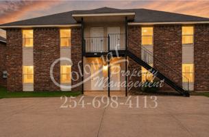 featured image of 1111 Horizon Dr