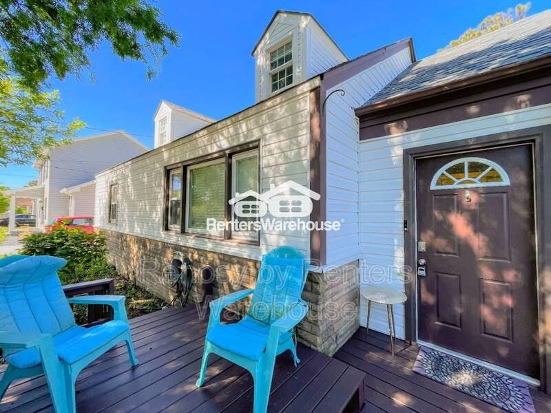 8455 Radnor Rd - Photo 4 of 39